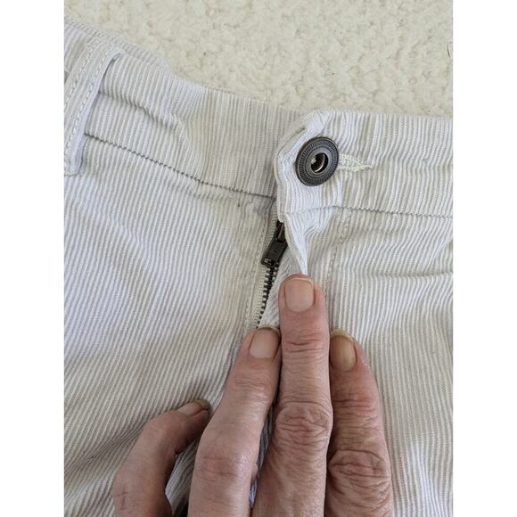 Kids Girls Old Navy Adjustavle Shorts- Cream Size 7 - Picture 3 of 10